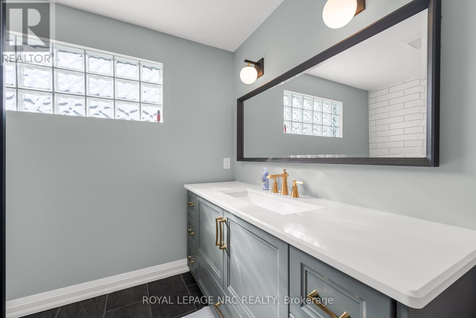 8 Hilda Street, Welland, Ontario  L3C 0H3 - Photo 41 - X12422104