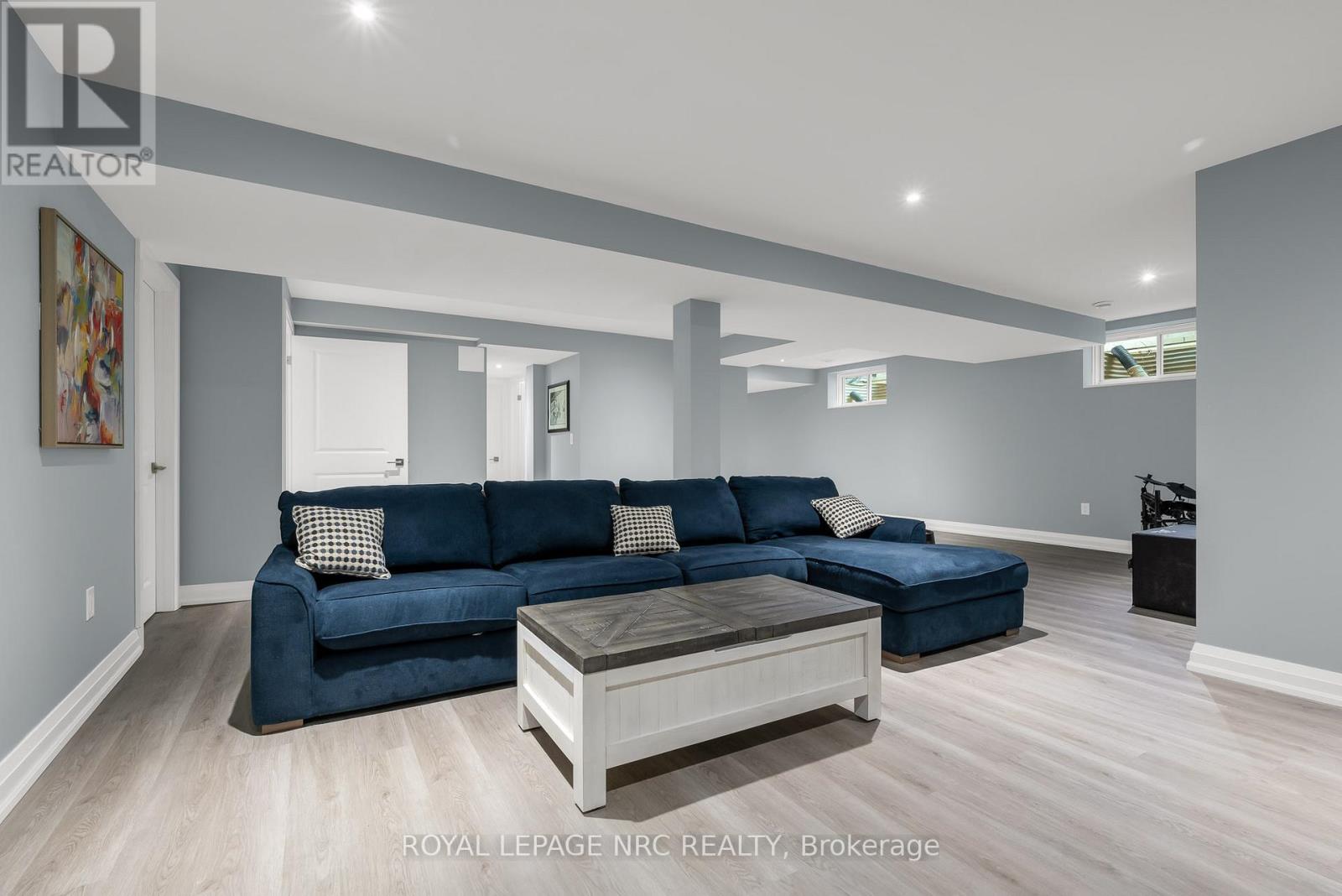 8 Hilda Street, Welland, Ontario  L3C 0H3 - Photo 46 - X12422104