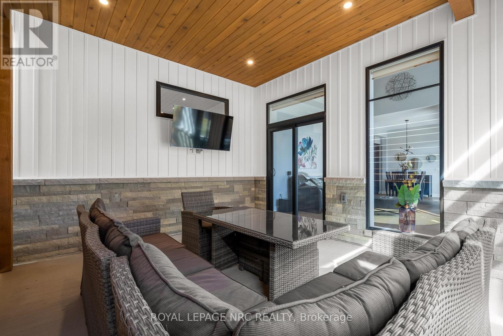 8 Hilda Street, Welland, Ontario  L3C 0H3 - Photo 49 - X12422104