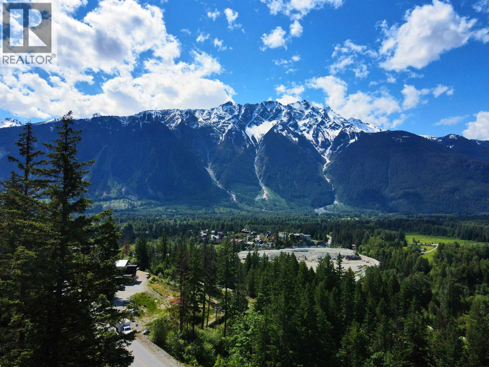 7505 PEBBLE CREEK DRIVE, Pemberton, British Columbia