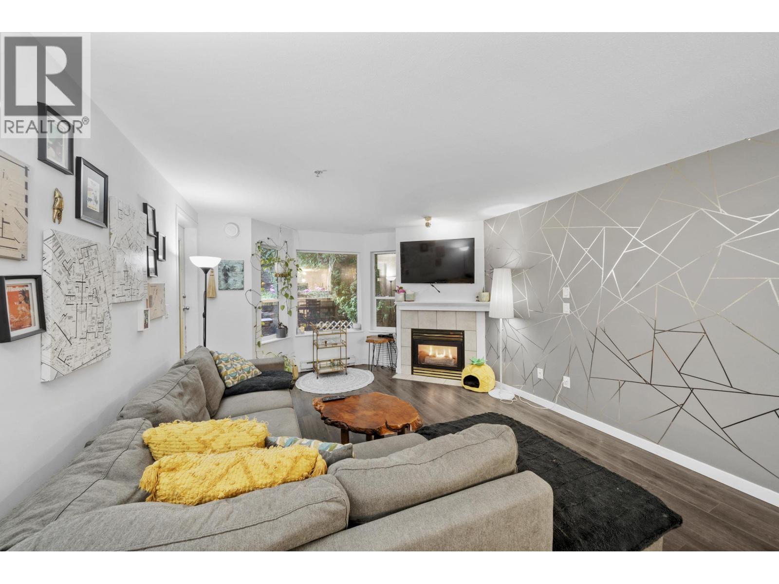 311 121 SHORELINE CIRCLE, Port Moody, British Columbia