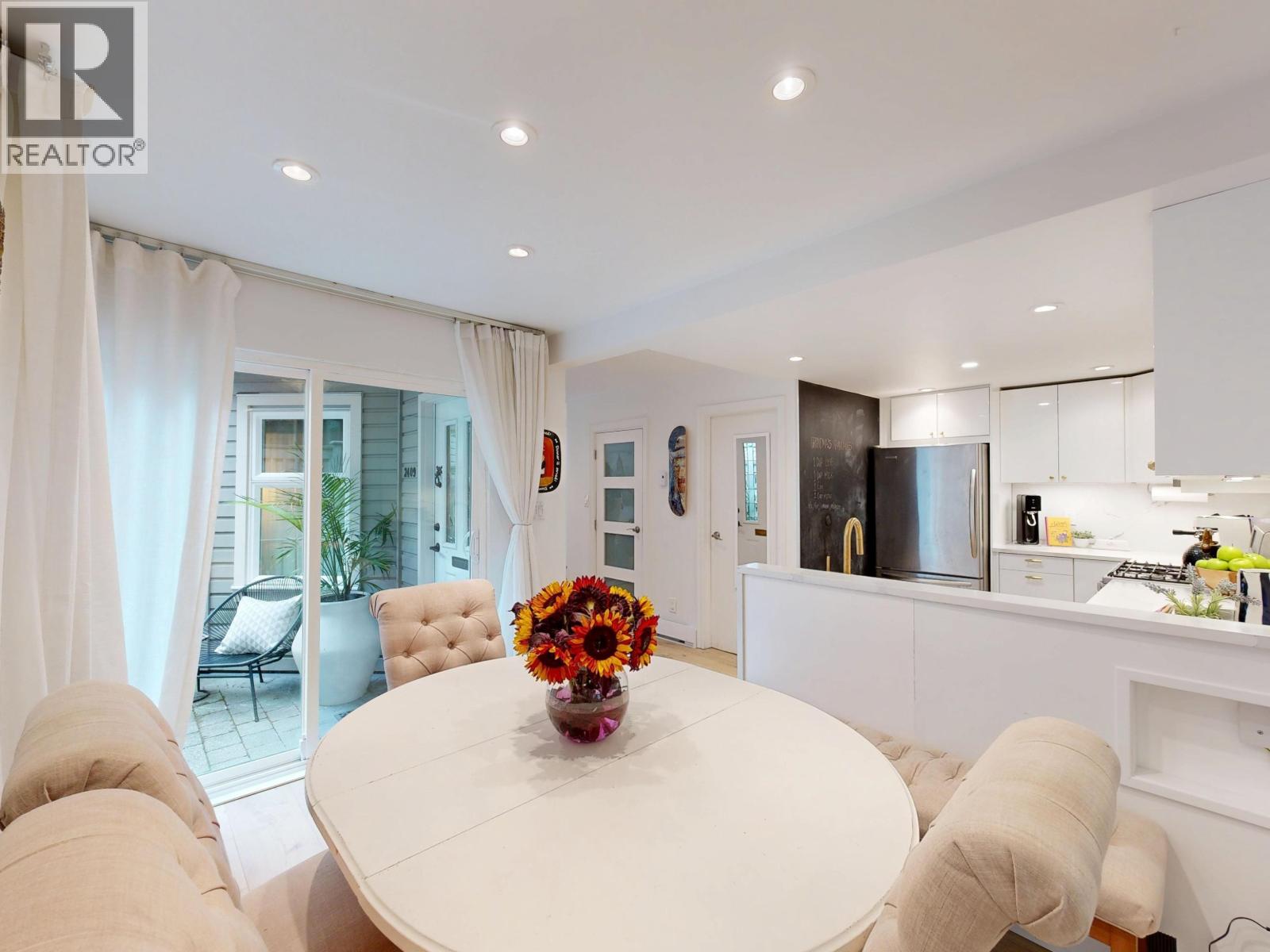 2409 W 5th Avenue, Vancouver, British Columbia  V6K 1S7 - Photo 23 - R3051149