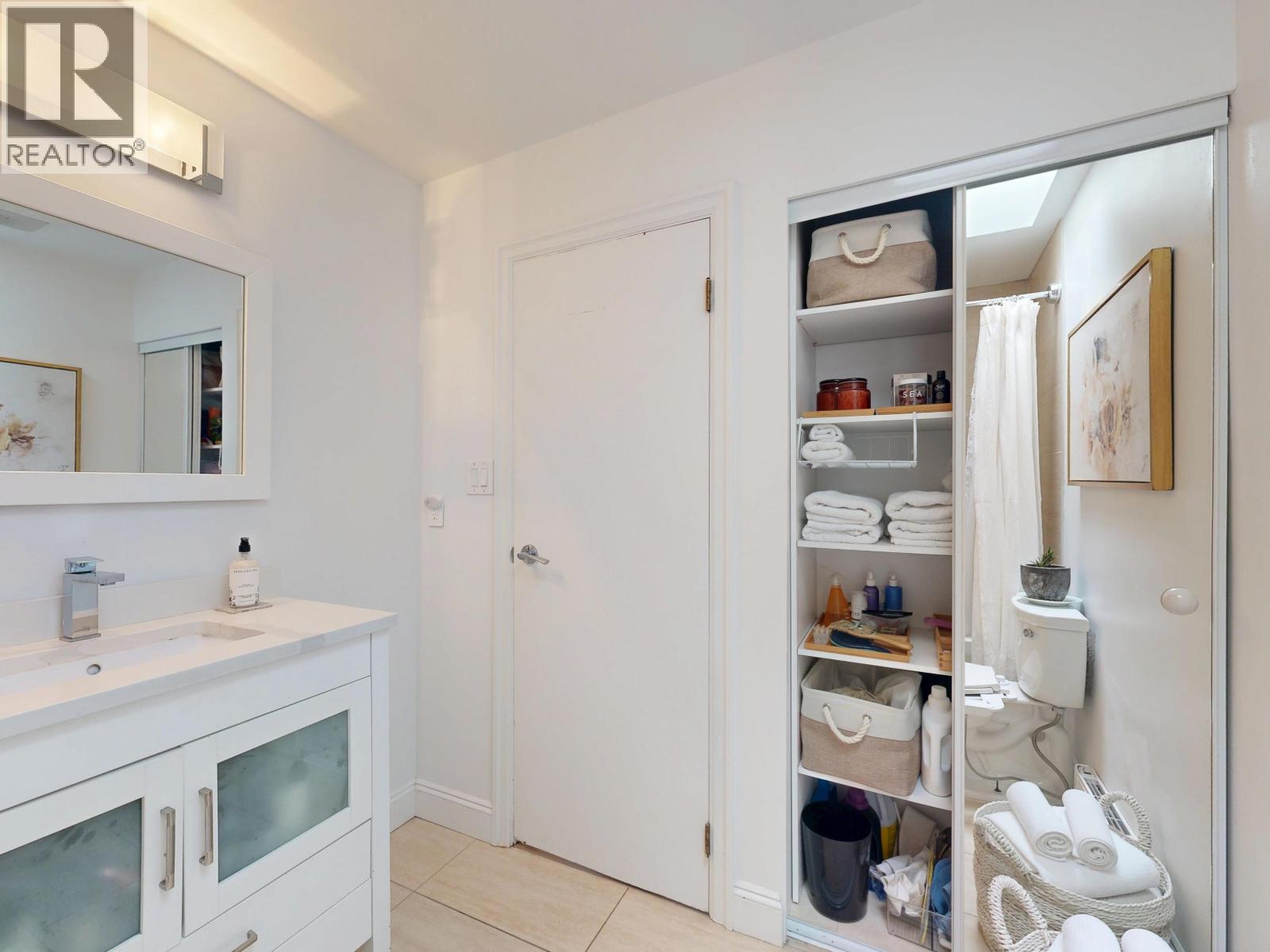 2409 W 5th Avenue, Vancouver, British Columbia  V6K 1S7 - Photo 34 - R3051149