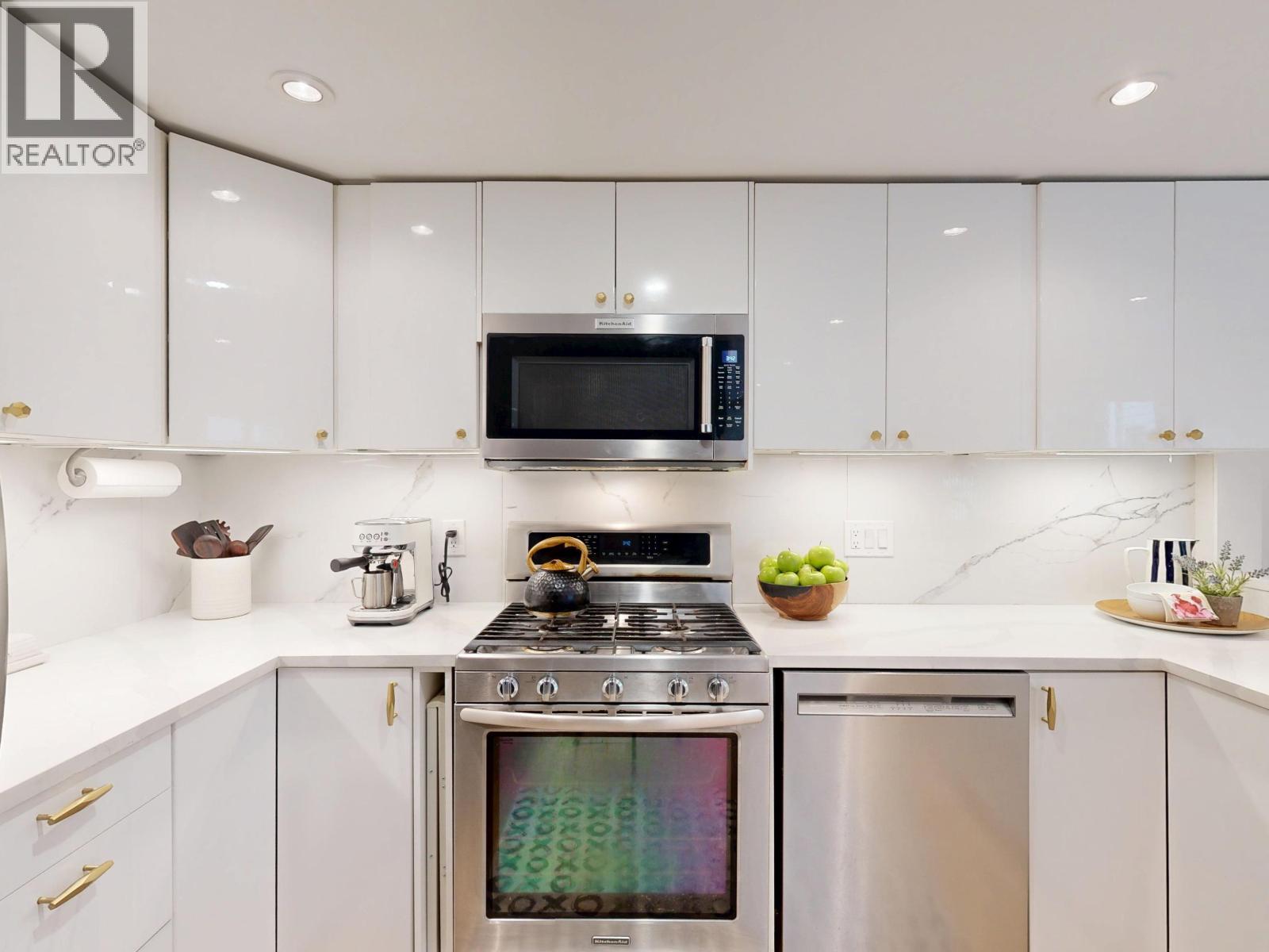 2409 W 5th Avenue, Vancouver, British Columbia  V6K 1S7 - Photo 6 - R3051149