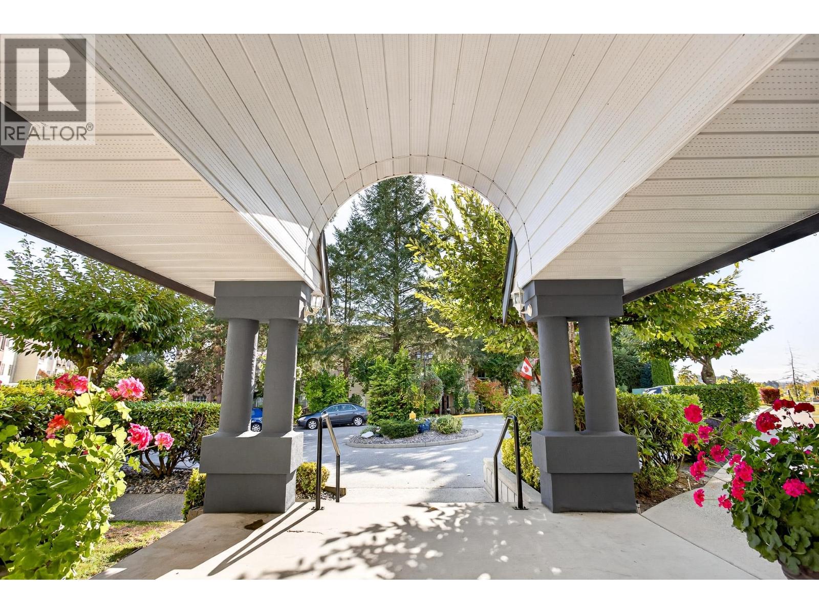 301 11601 227 Street, Maple Ridge, British Columbia  V2X 0J7 - Photo 31 - R3051224