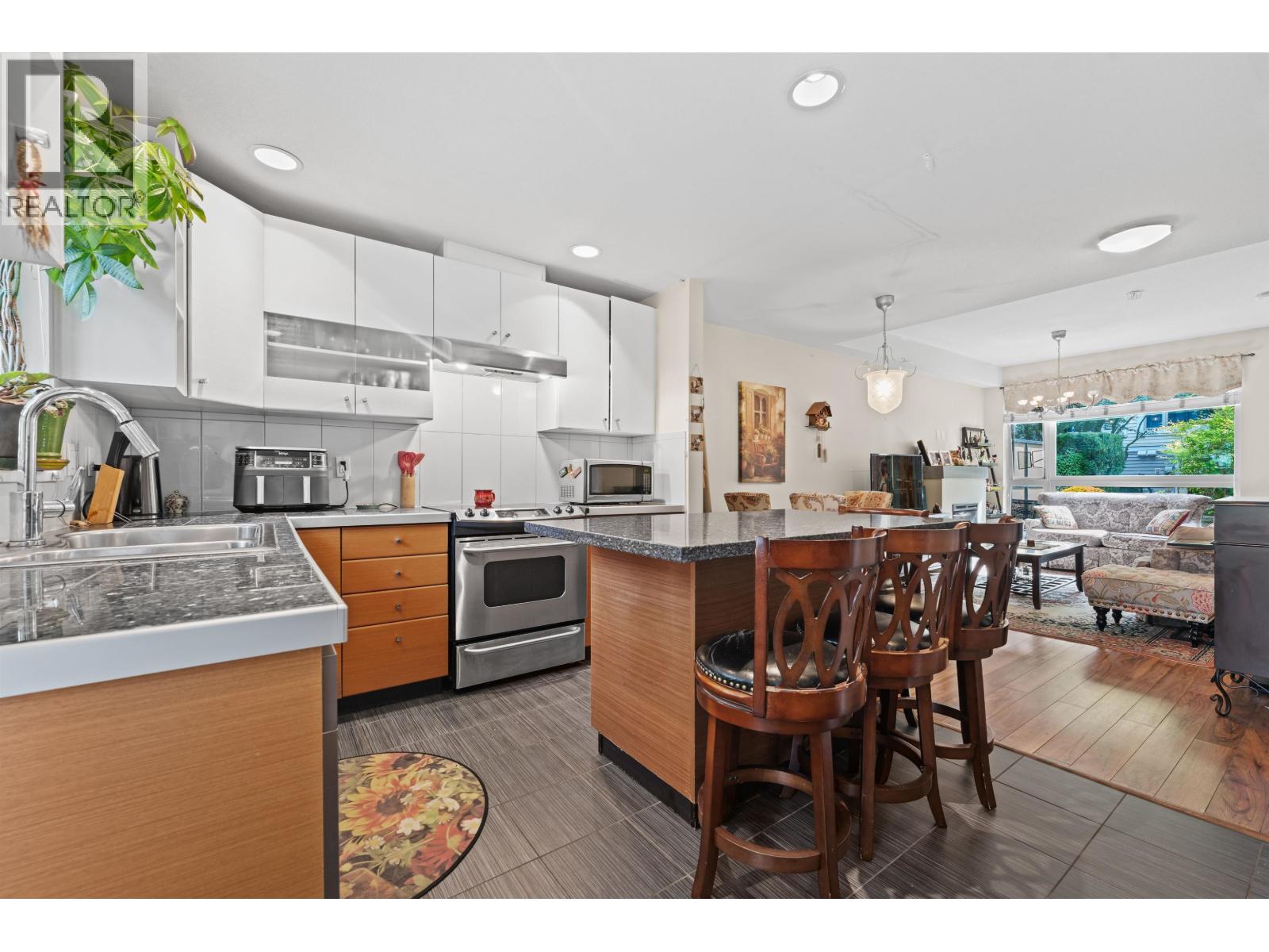 45 728 W 14th Street, North Vancouver, British Columbia  V7M 0A8 - Photo 10 - R3051249