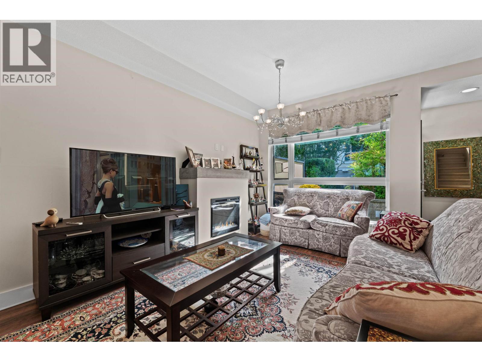 45 728 W 14th Street, North Vancouver, British Columbia  V7M 0A8 - Photo 2 - R3051249
