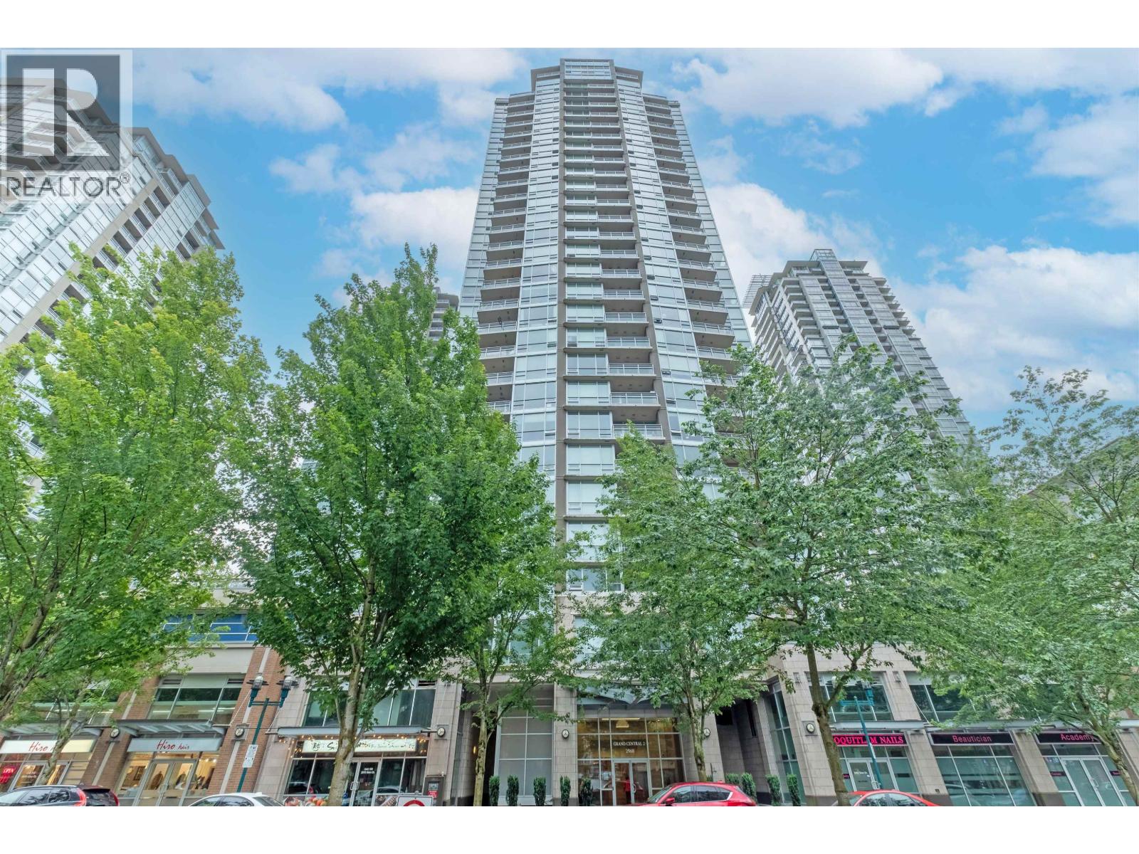 3205 2968 GLEN DRIVE, Coquitlam, British Columbia