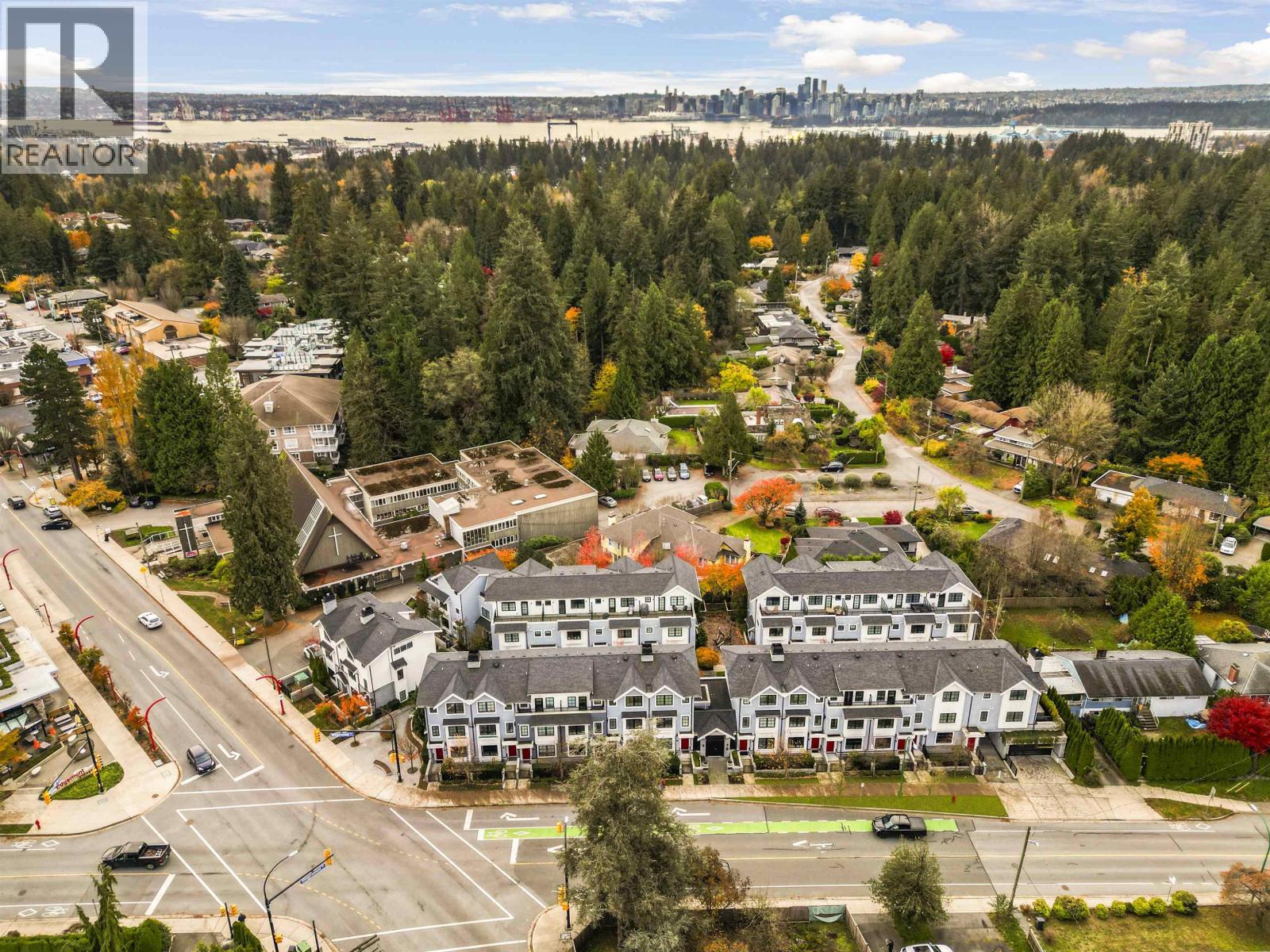 5 1133 RIDGEWOOD DRIVE, North Vancouver, British Columbia