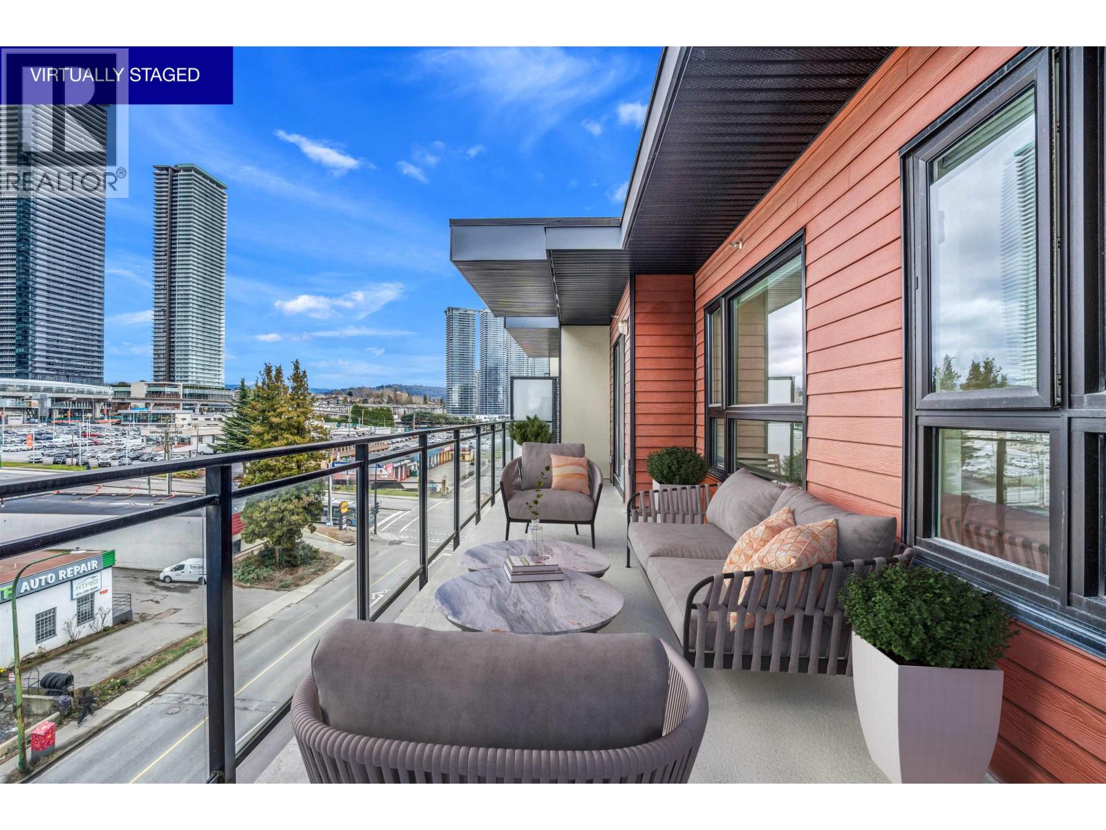 502 4468 Dawson Street, Burnaby, British Columbia  V5C 0J9 - Photo 2 - R3051292
