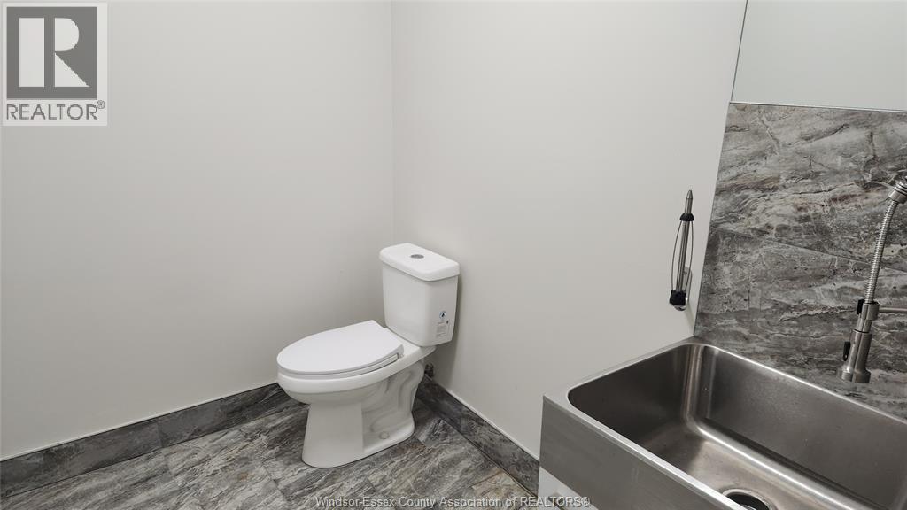 320 Croft Unit# 3, Lakeshore, Ontario  N8N 2L9 - Photo 16 - 25017550