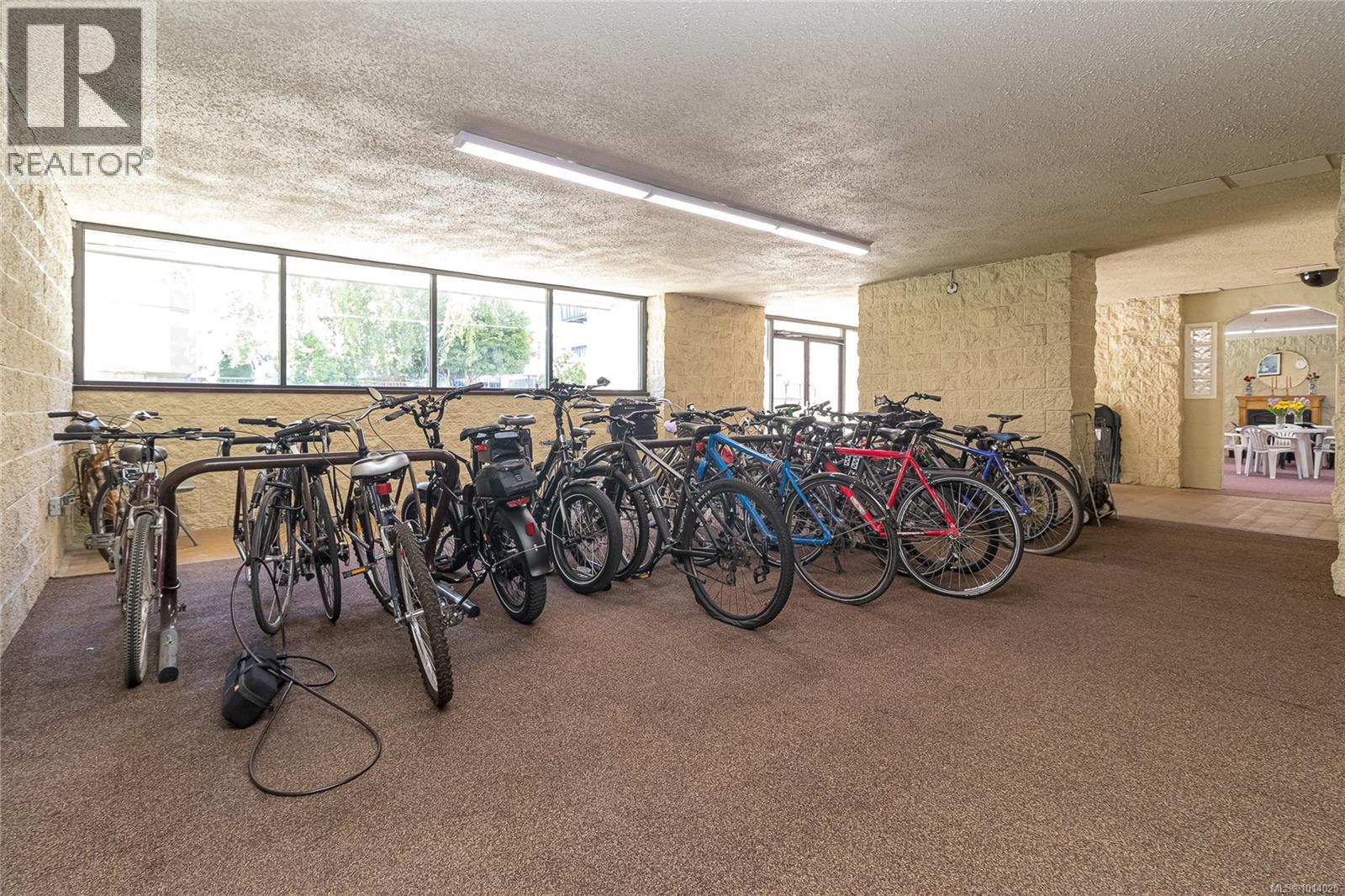 511 1745 Leighton Rd, Victoria, British Columbia  V8R 6R6 - Photo 13 - 1014025