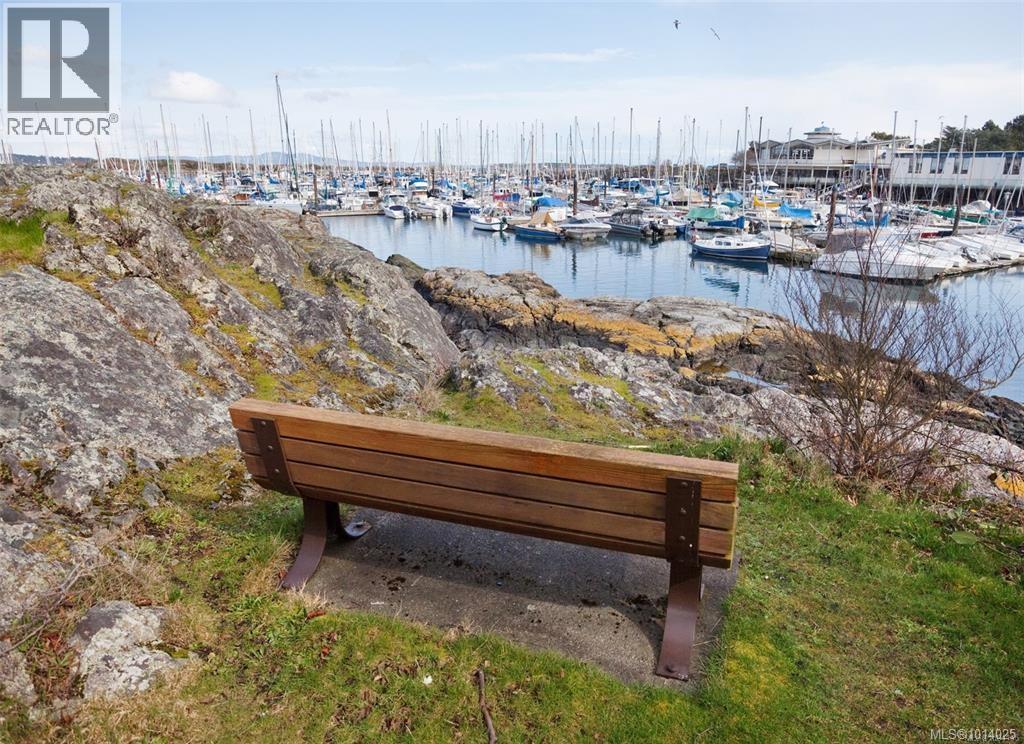 511 1745 Leighton Rd, Victoria, British Columbia  V8R 6R6 - Photo 26 - 1014025