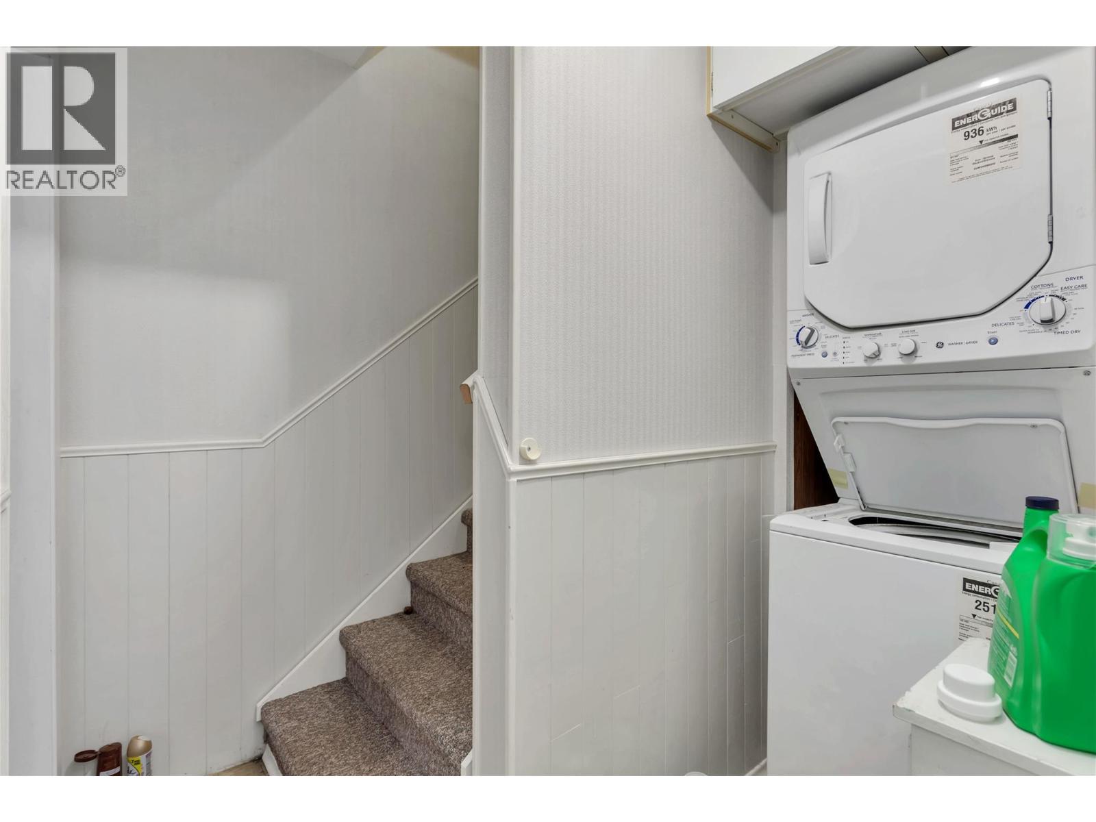 1358 Cherry Crescent E, Kelowna, British Columbia  V1Y 3Y1 - Photo 36 - 10363523