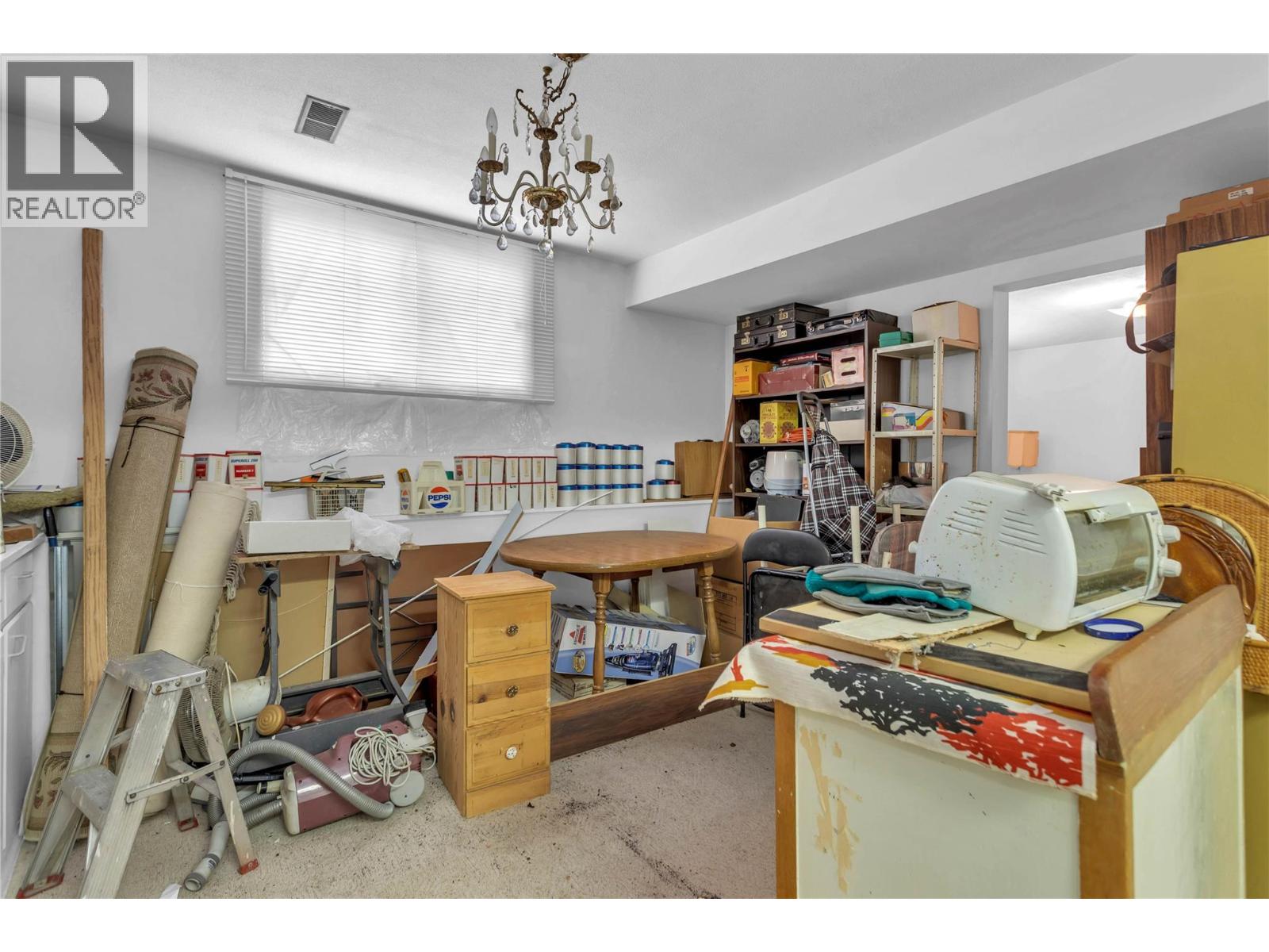 1358 Cherry Crescent E, Kelowna, British Columbia  V1Y 3Y1 - Photo 33 - 10363523