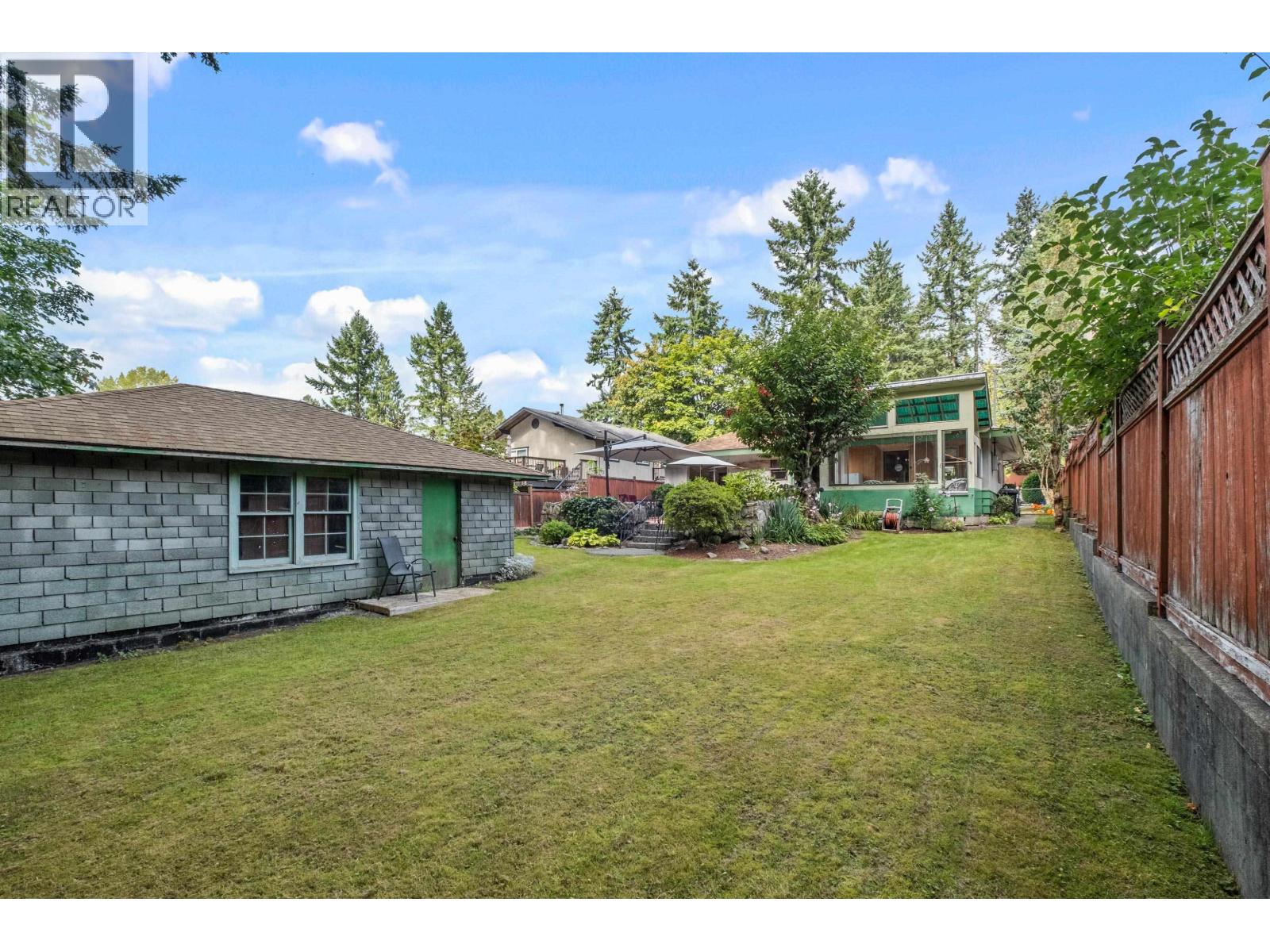 2239 Windridge Drive, North Vancouver, British Columbia  V7H 1B6 - Photo 36 - R3051238