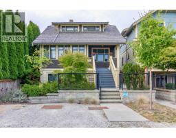 903 WALLS AVENUE