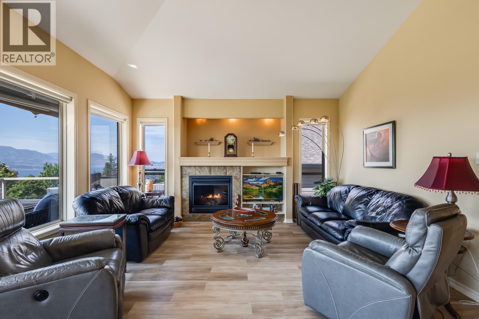 5046 South Ridge Drive, Kelowna, British Columbia  V1W 4W7 - Photo 7 - 10363750
