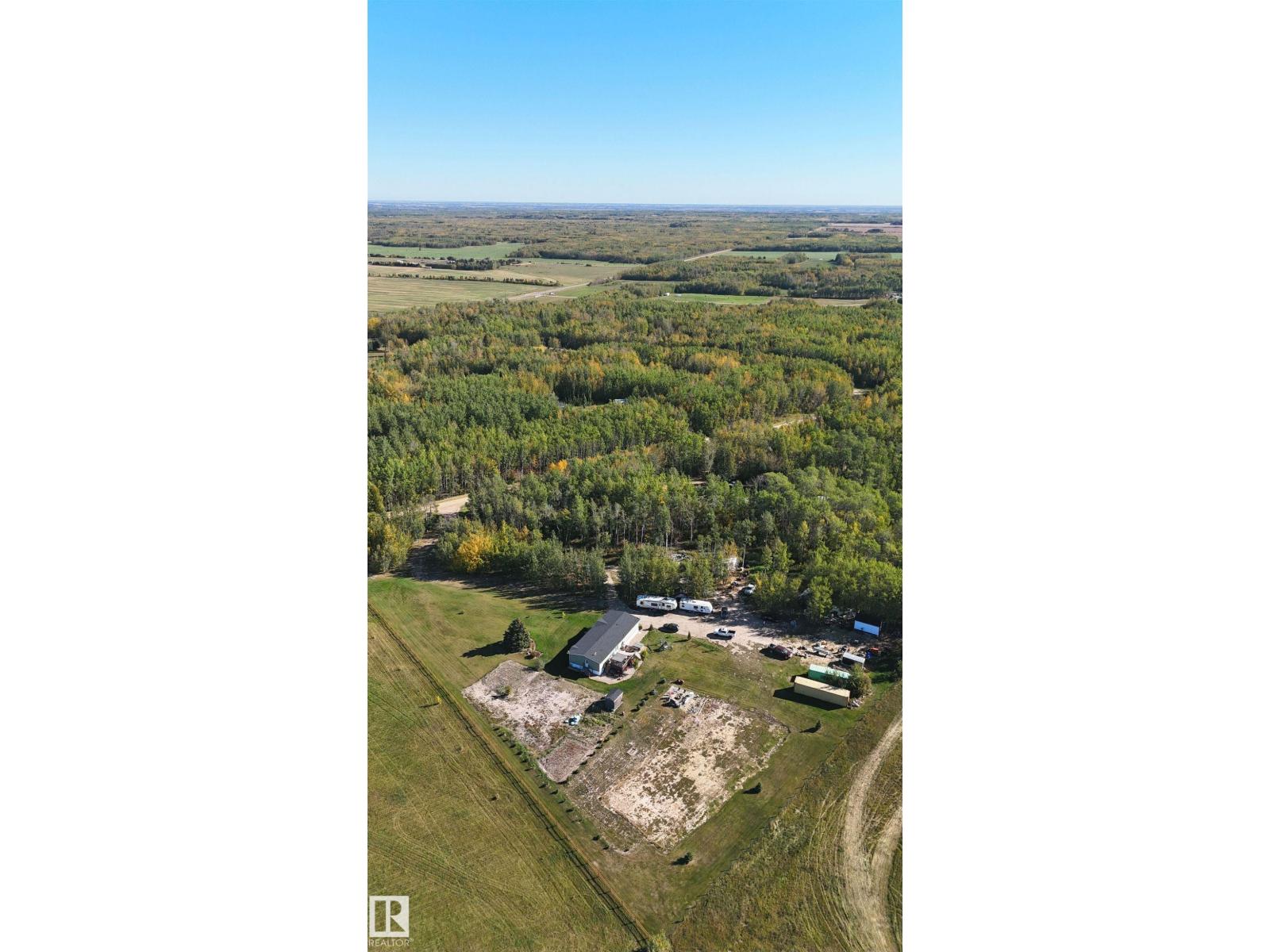 201 Glenhaven Cr, Rural Wetaskiwin County, Alberta  T0C 2C0 - Photo 2 - E4459086