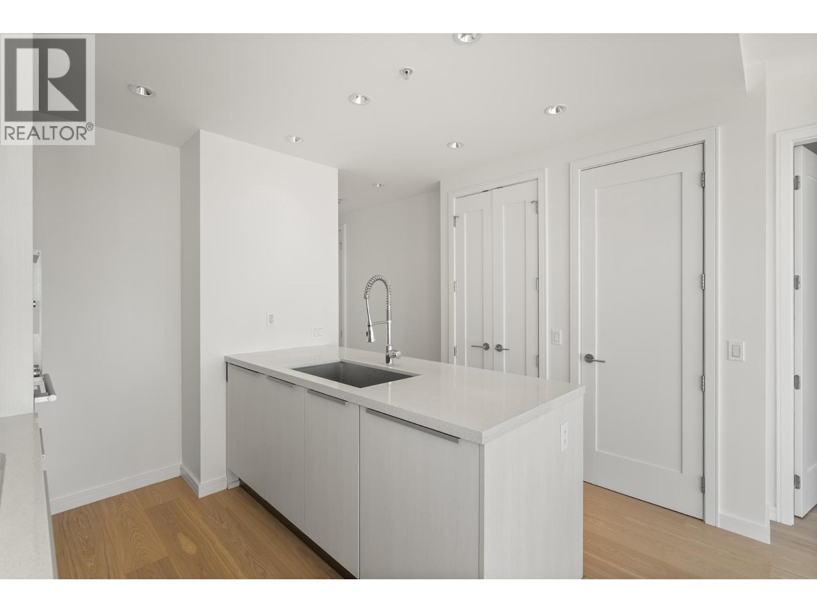 1104 181 W 1st Avenue, Vancouver, British Columbia  V5Y 0E3 - Photo 12 - R3050365