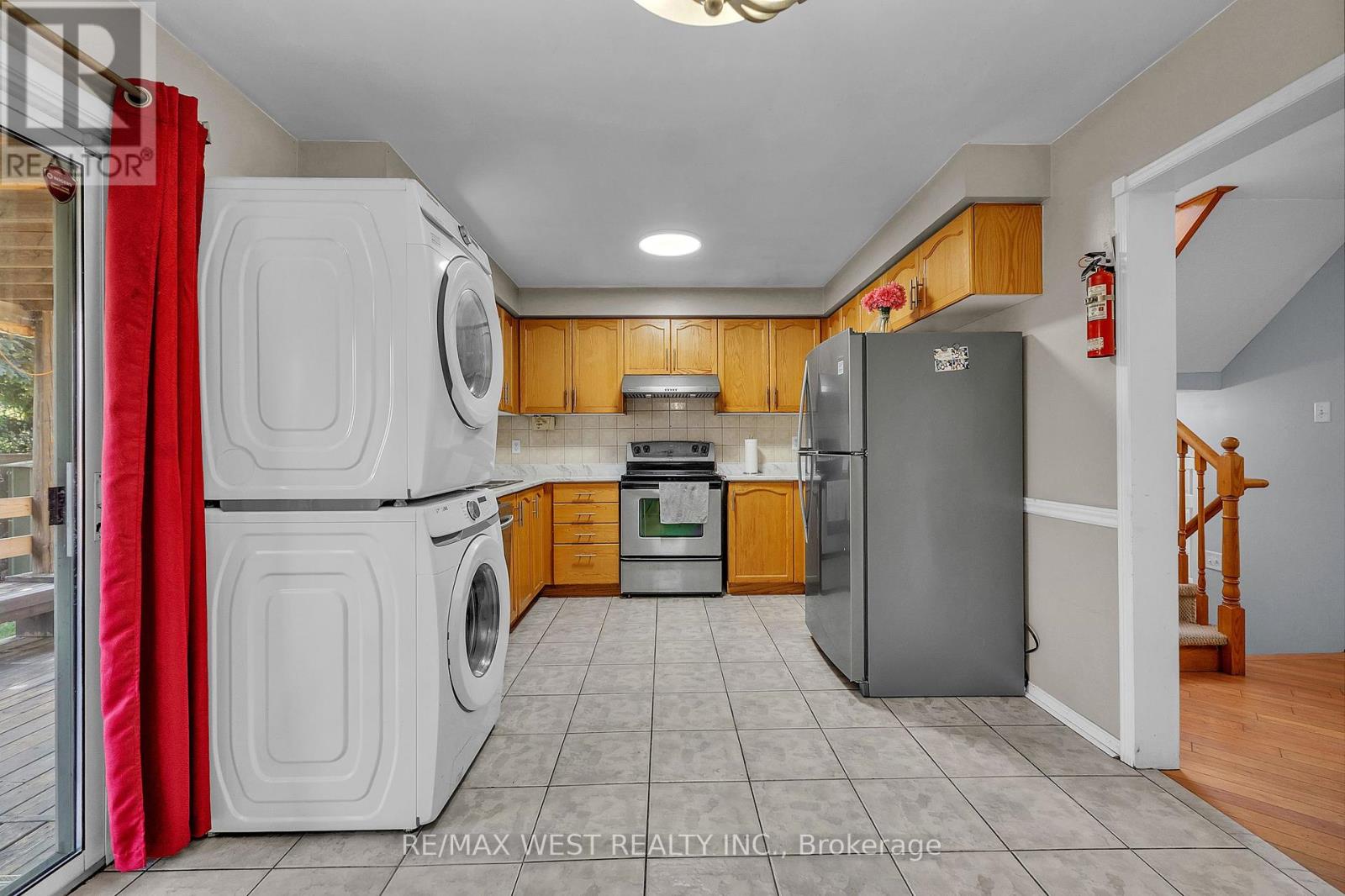 32 Weather Vane Lane, Brampton, Ontario  L6X 4R5 - Photo 14 - W12413864