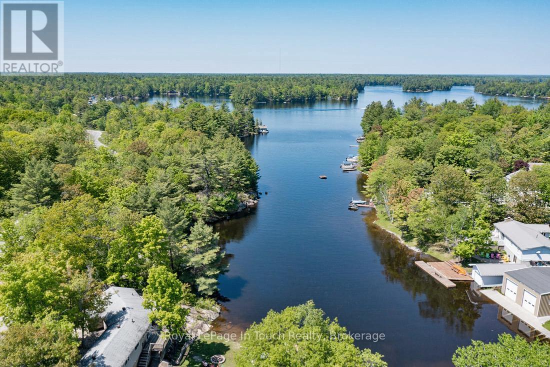 285 Crooked Bay Road, Georgian Bay, Ontario  L0K 1S0 - Photo 11 - X12319880