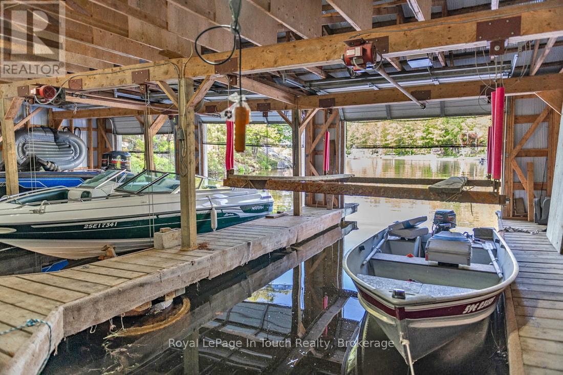 285 Crooked Bay Road, Georgian Bay, Ontario  L0K 1S0 - Photo 32 - X12319880