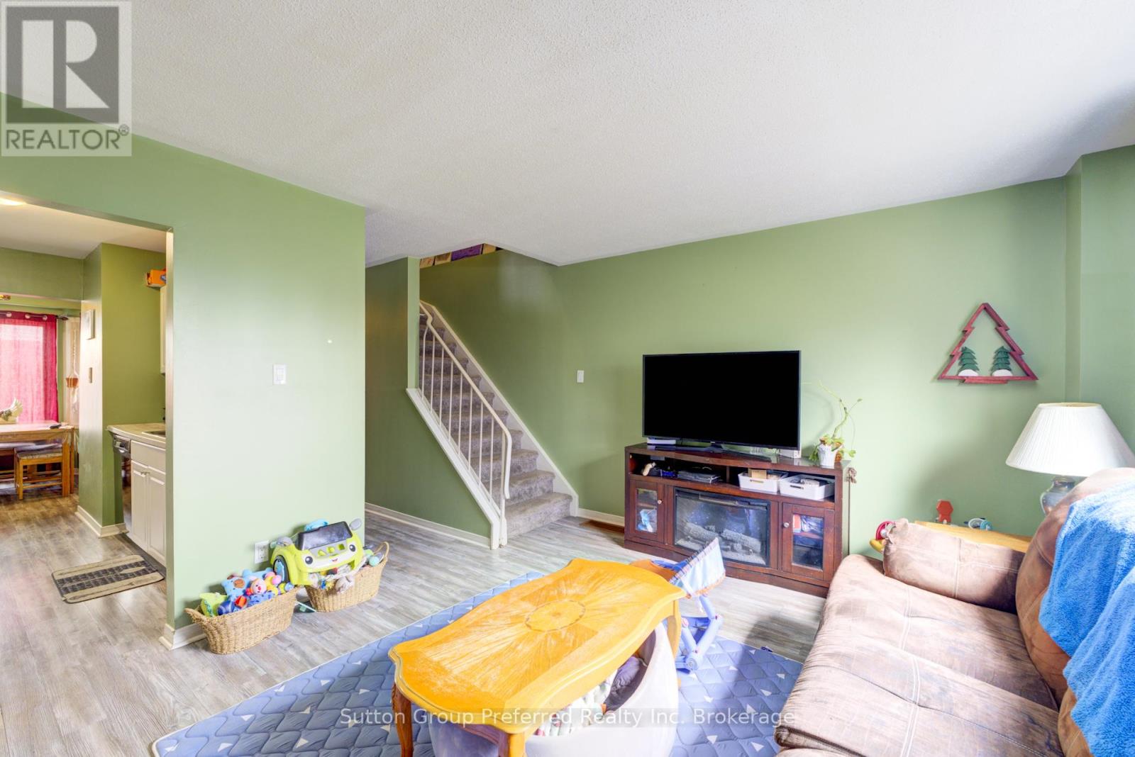 28 - 1093 Nellis Street, Woodstock, Ontario  N4T 1P5 - Photo 11 - X12422122