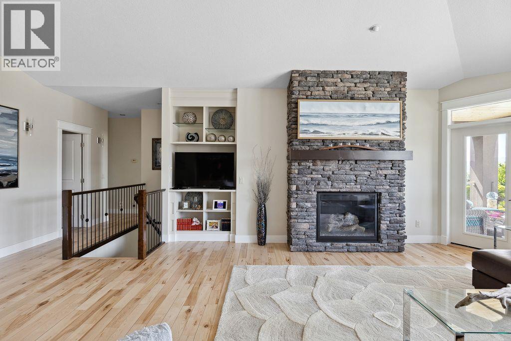 839 Clarance Avenue Kelowna Photo 7