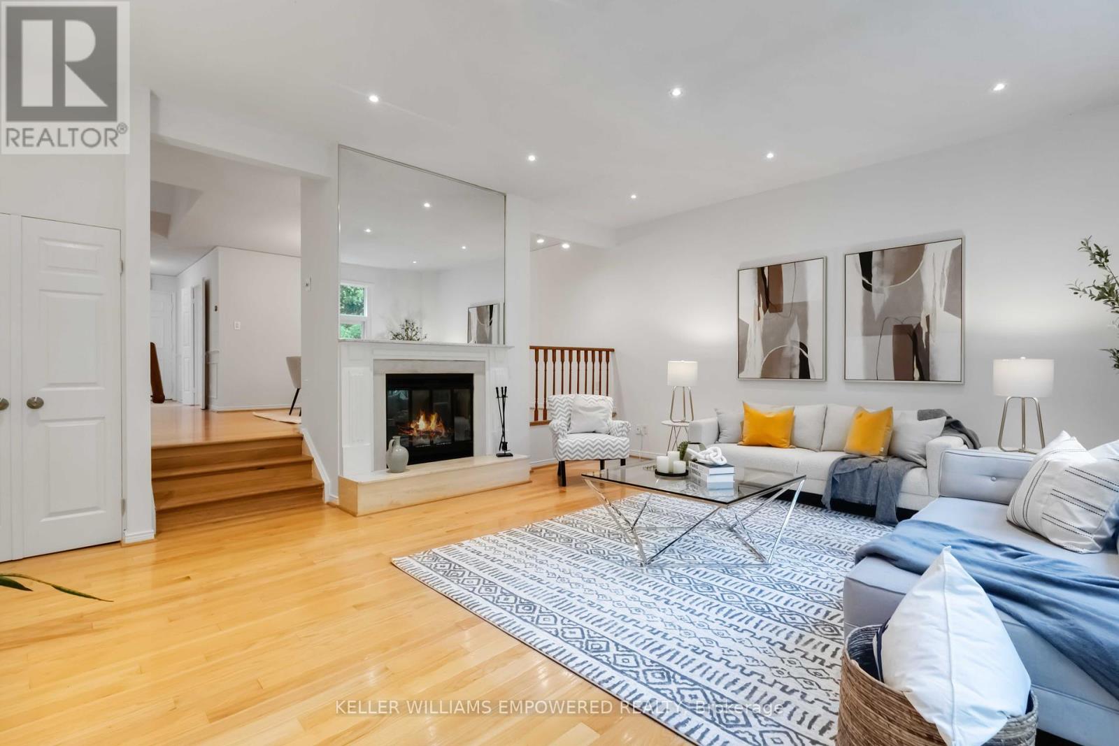 37 Rainbow Creekway, Toronto, Ontario  M2K 2T9 - Photo 12 - C12422093
