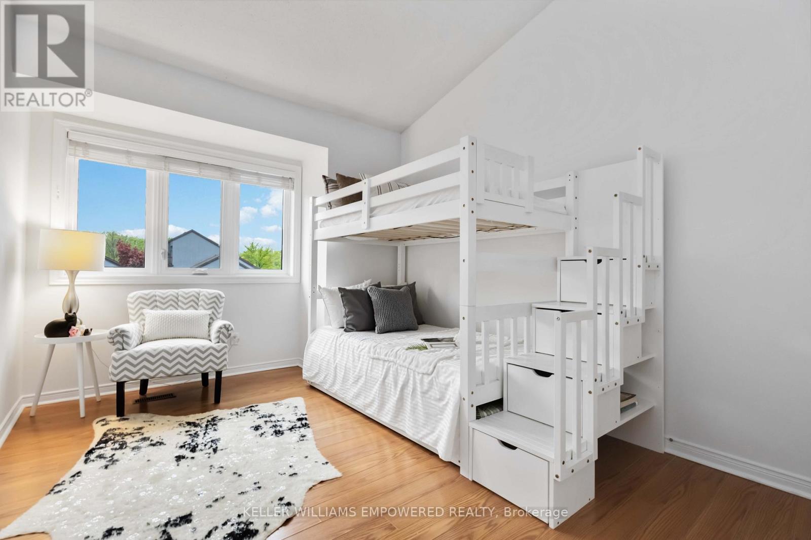 37 Rainbow Creekway, Toronto, Ontario  M2K 2T9 - Photo 19 - C12422093