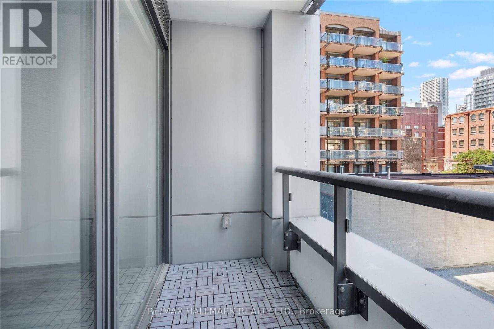 413 - 158 Front Street E, Toronto, Ontario  M5A 0K9 - Photo 19 - C12422100