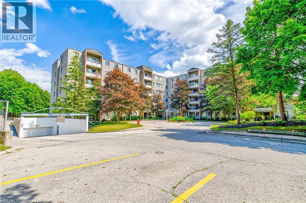 93 WESTWOOD Road Unit# 206, Guelph, Ontario