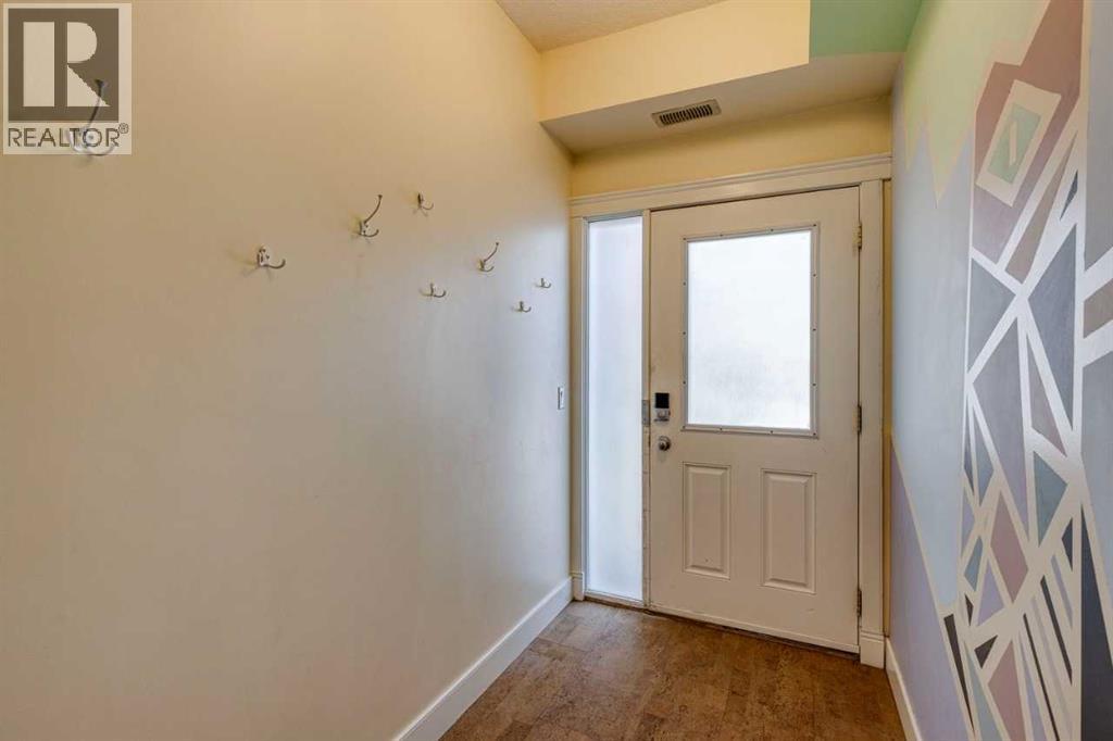 525 5 Street Ne, Calgary, Alberta  T2E 3W5 - Photo 7 - A2258598