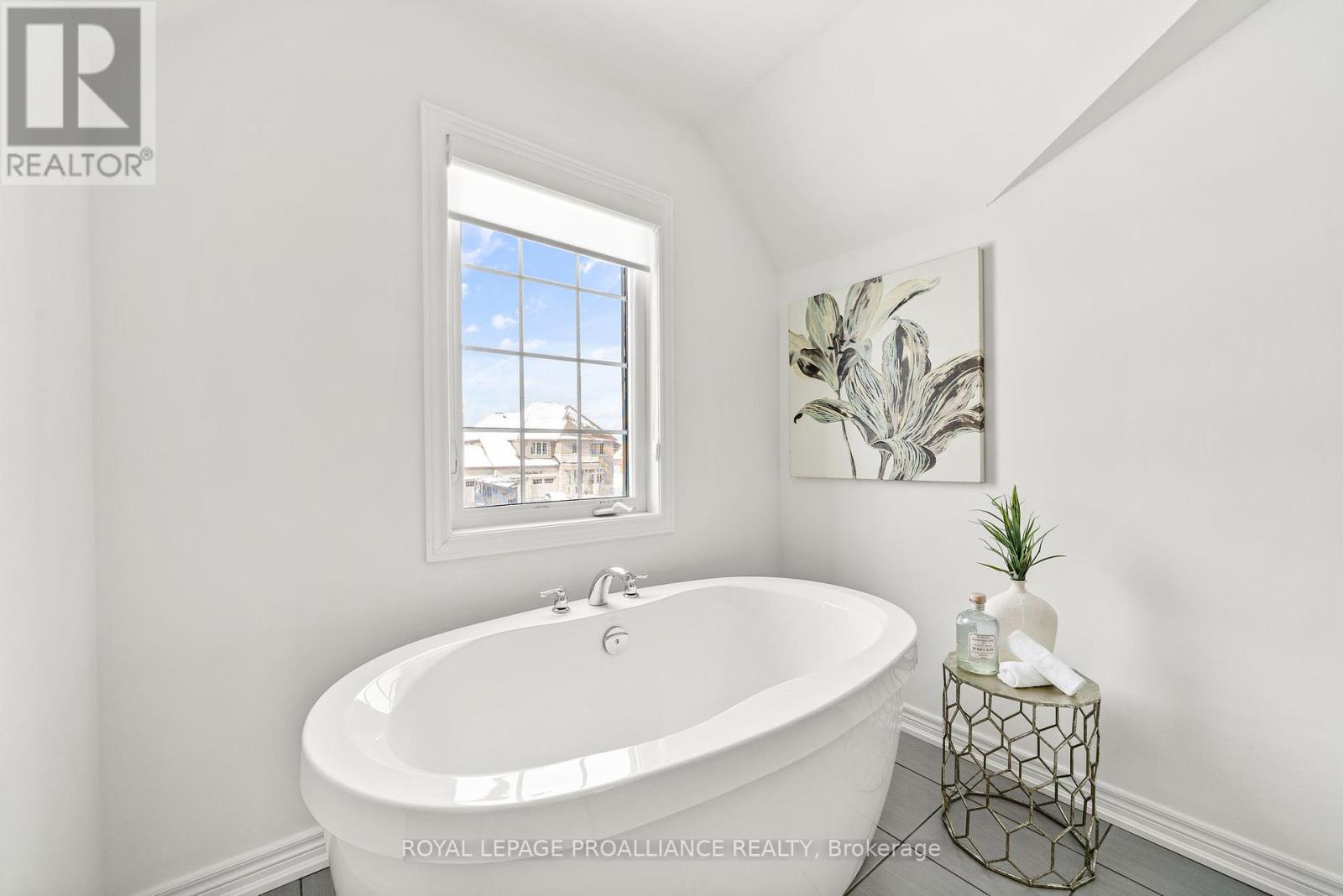 61 Summer Breeze Drive, Quinte West (Murray Ward), Ontario  K0K 1L0 - Photo 27 - X12422188