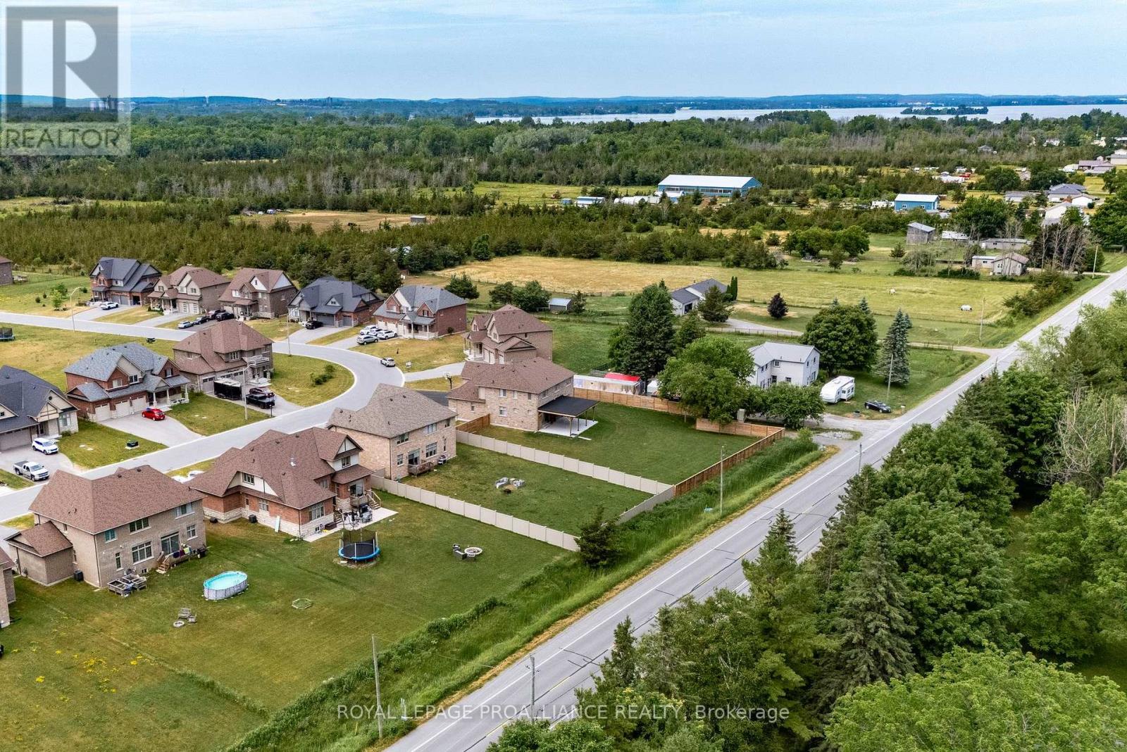 61 Summer Breeze Drive, Quinte West (Murray Ward), Ontario  K0K 1L0 - Photo 42 - X12422188