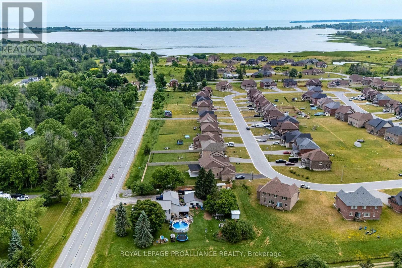 61 Summer Breeze Drive, Quinte West (Murray Ward), Ontario  K0K 1L0 - Photo 46 - X12422188