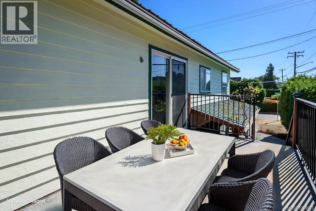 A & B 792 12th St, Courtenay, British Columbia  V9N 1V4 - Photo 33 - 1014813
