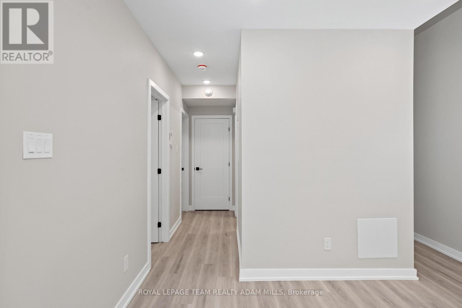 C - 306 Lanark Avenue, Ottawa, Ontario  K1Z 6R5 - Photo 8 - X12422198