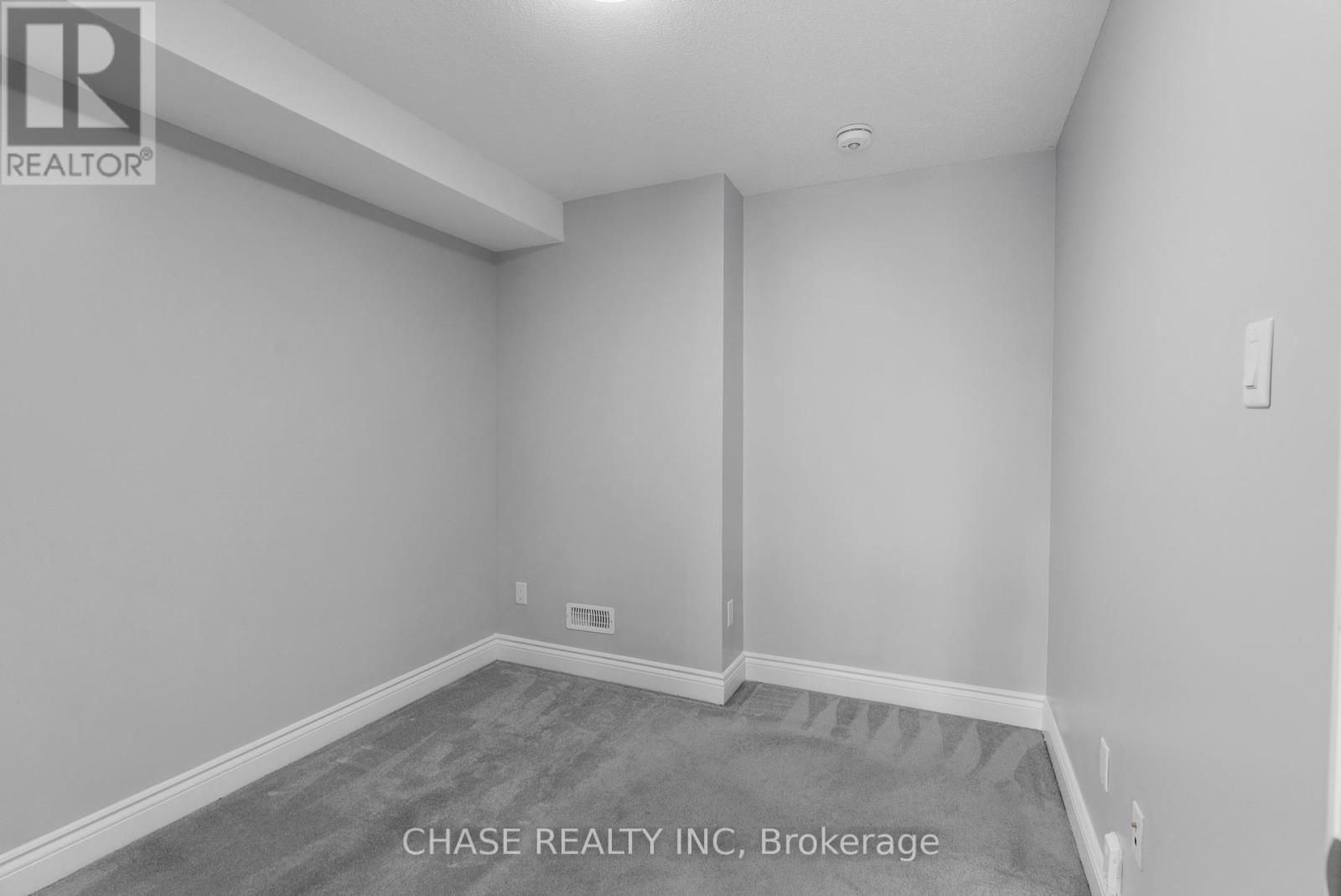 728 Reverie Private, Ottawa, Ontario  K2S 0T9 - Photo 23 - X12422204