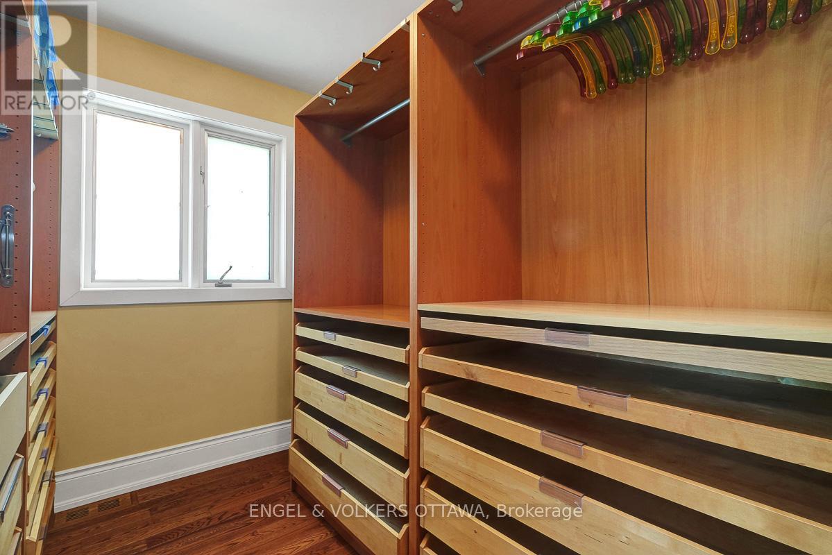 3 Mohawk Crescent, Ottawa, Ontario  K2H 7G7 - Photo 30 - X12422226