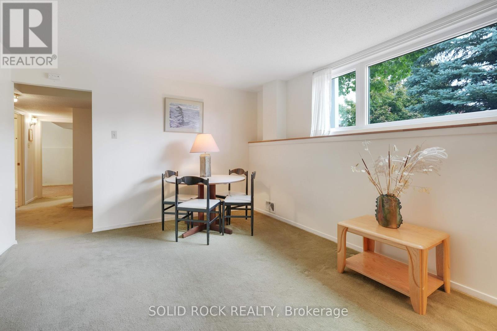 1034 Riddell Avenue S, Ottawa, Ontario  K2C 2J7 - Photo 14 - X12422229