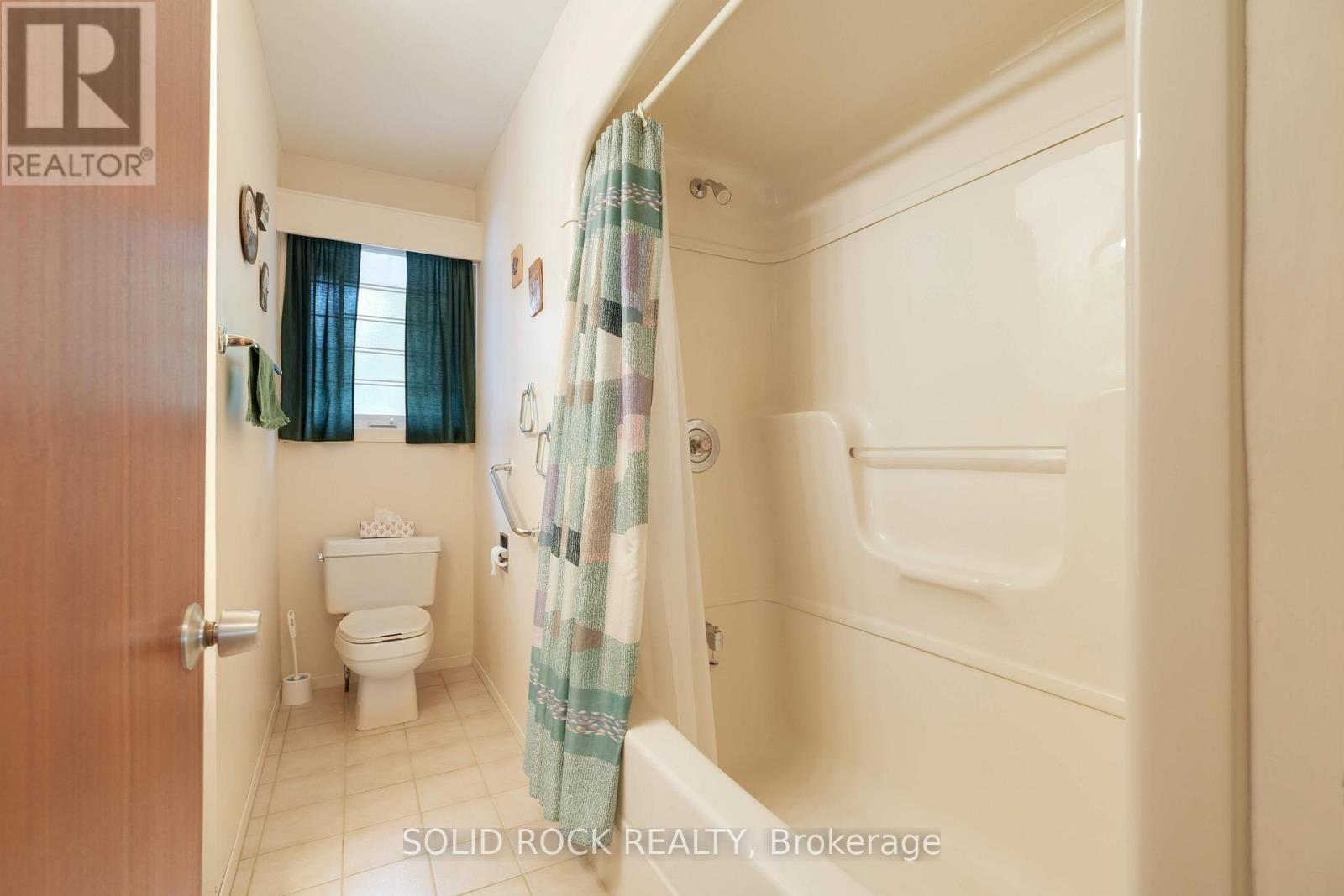 1034 Riddell Avenue S, Ottawa, Ontario  K2C 2J7 - Photo 20 - X12422229