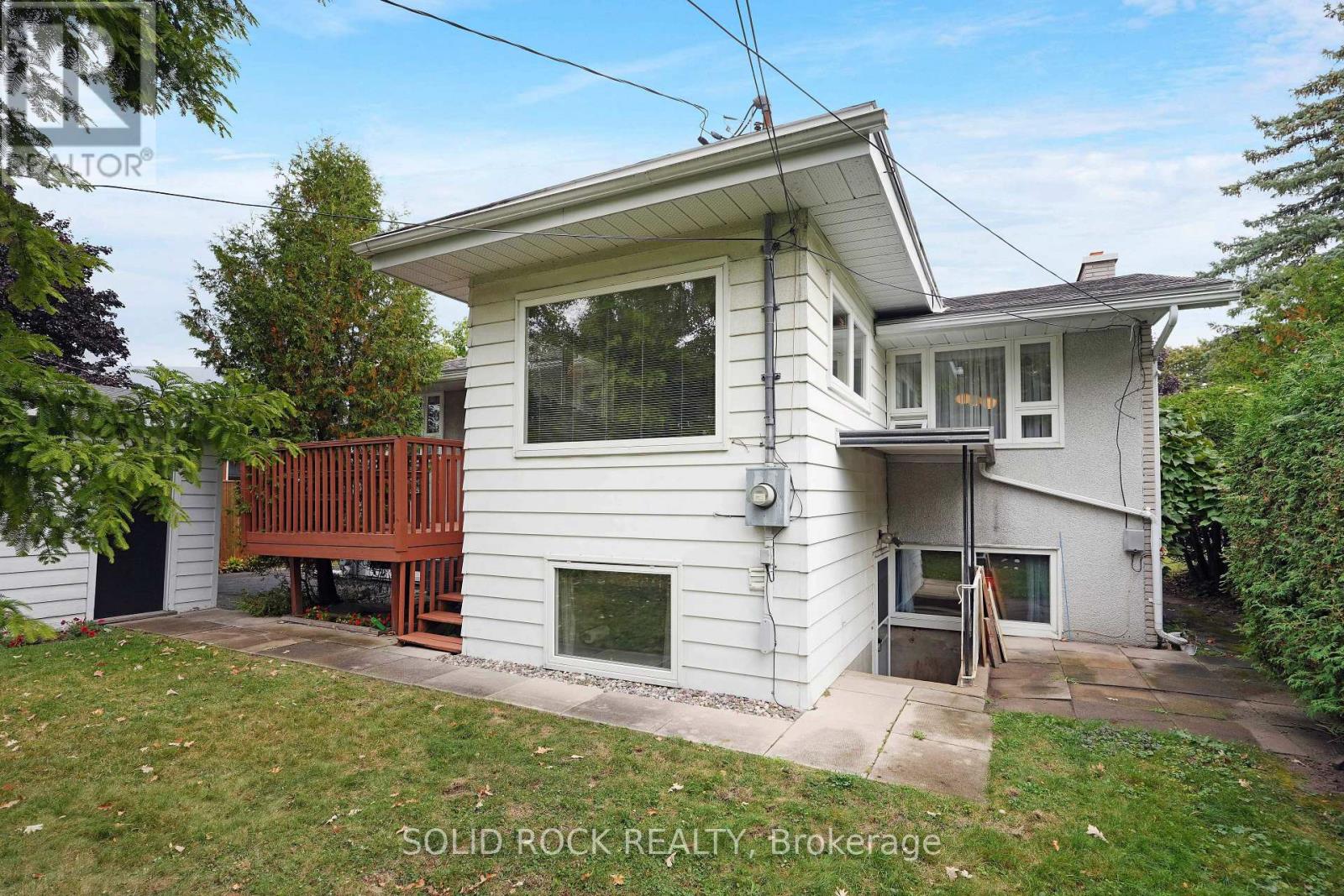 1034 Riddell Avenue S, Ottawa, Ontario  K2C 2J7 - Photo 23 - X12422229