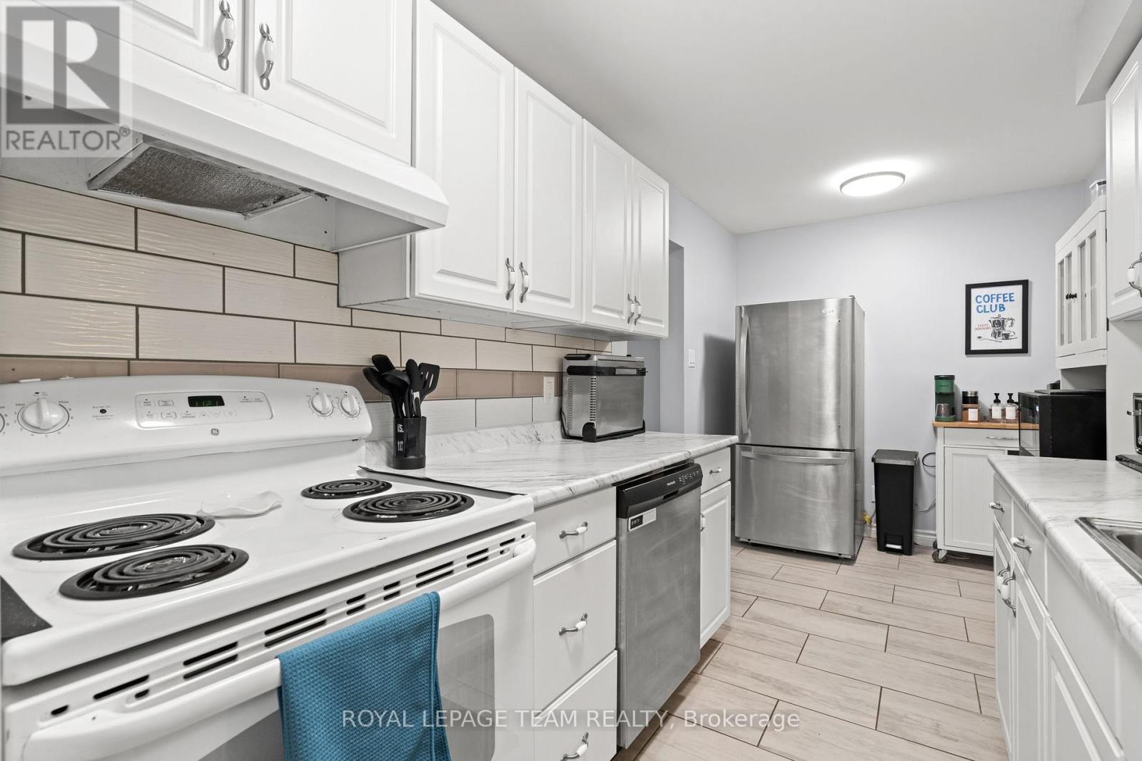 1578 Cheevers Crescent, Ottawa, Ontario  K4A 2J8 - Photo 12 - X12422252