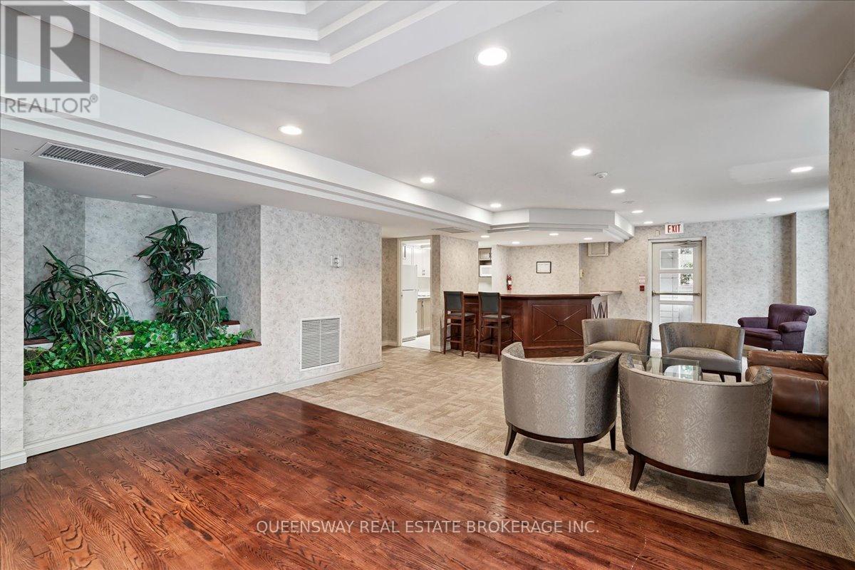 200 - 28 Pemberton Avenue, Toronto, Ontario  M2M 4L1 - Photo 22 - C12421145