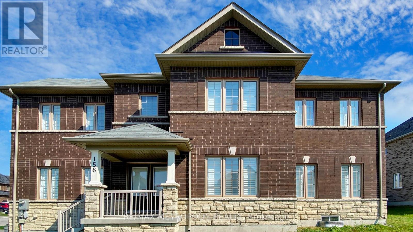 156 Muirfield Drive, Barrie, Ontario  L4N 5S4 - Photo 2 - S12422106