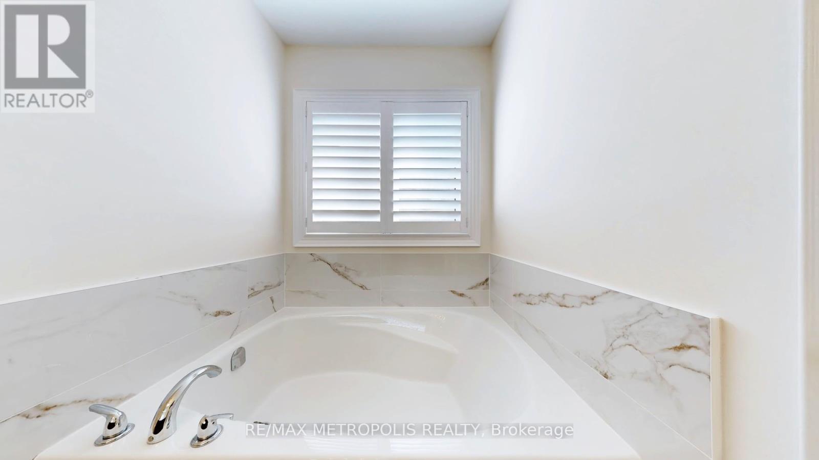 156 Muirfield Drive, Barrie, Ontario  L4N 5S4 - Photo 29 - S12422106