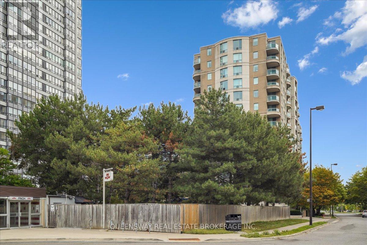 200 - 28 Pemberton Avenue, Toronto, Ontario  M2M 4L1 - Photo 28 - C12421145
