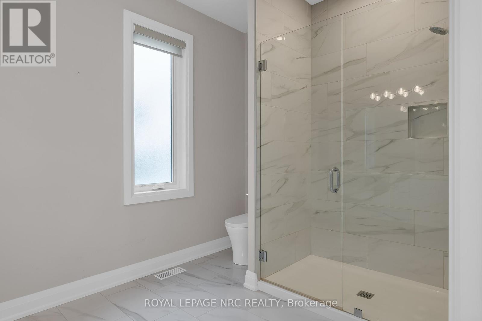 13 - 1465 Station Street, Pelham, Ontario  L0S 1E0 - Photo 25 - X12422164
